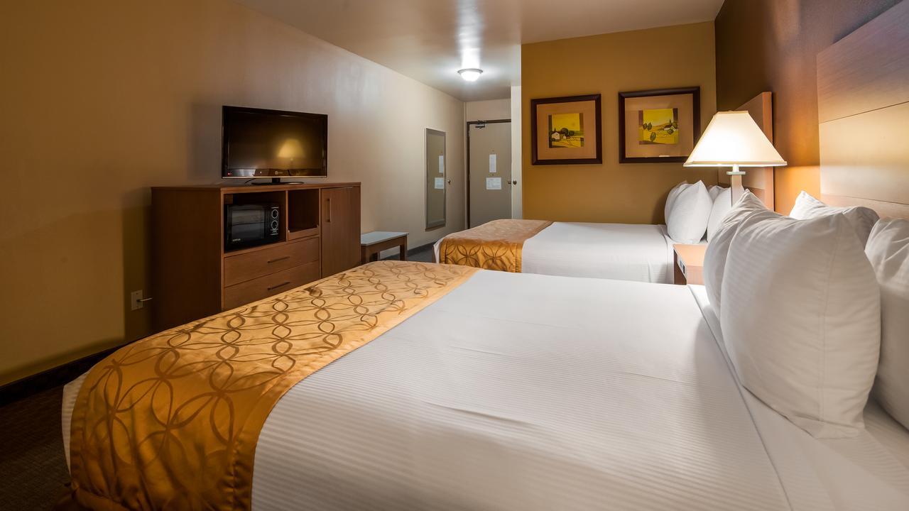 Best Western Of Long Beach Bagian luar foto