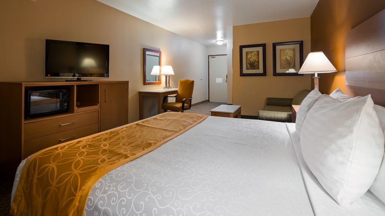 Best Western Of Long Beach Bagian luar foto
