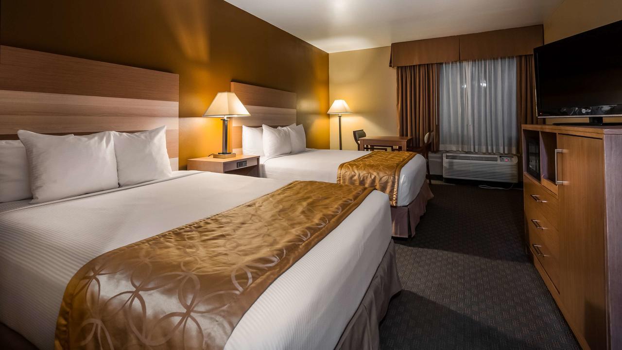 Best Western Of Long Beach Bagian luar foto