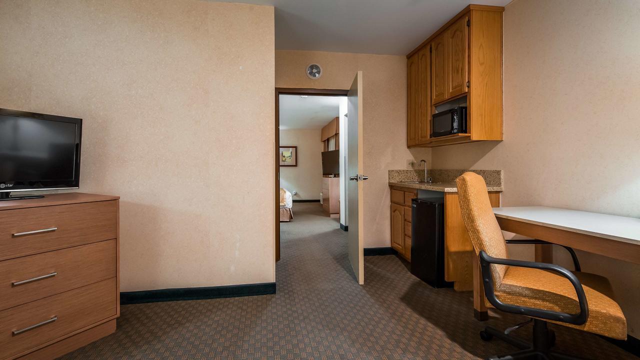 Best Western Of Long Beach Bagian luar foto