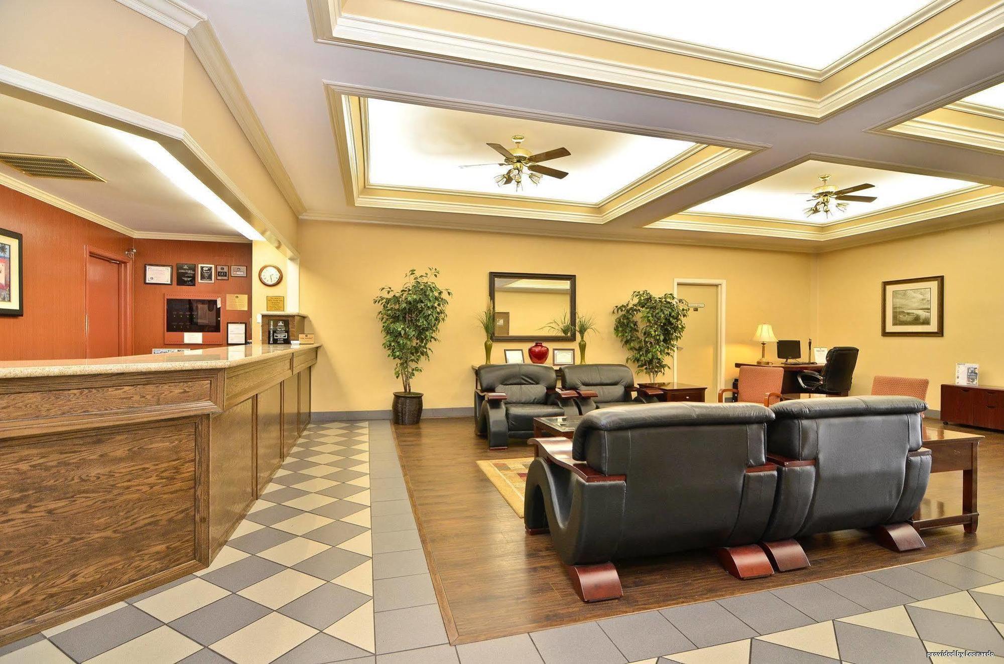 Best Western Of Long Beach Bagian luar foto