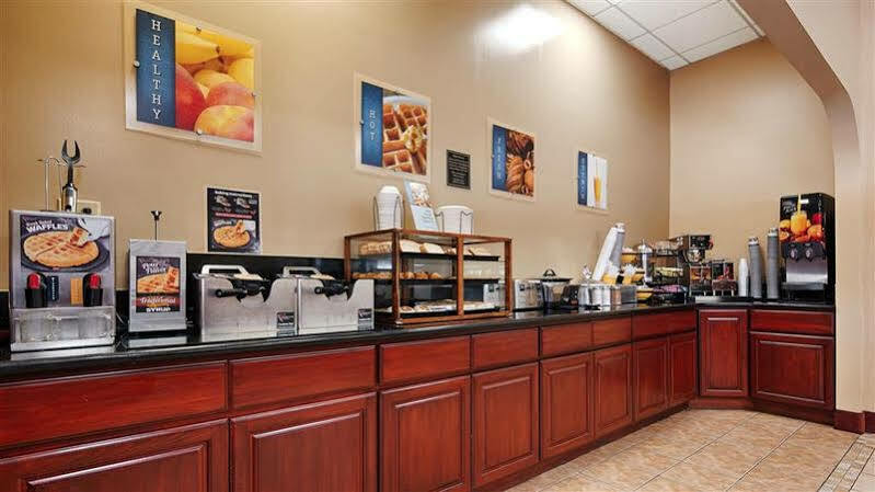 Best Western Of Long Beach Bagian luar foto