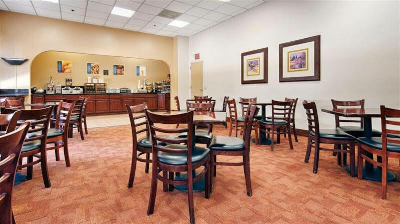 Best Western Of Long Beach Bagian luar foto