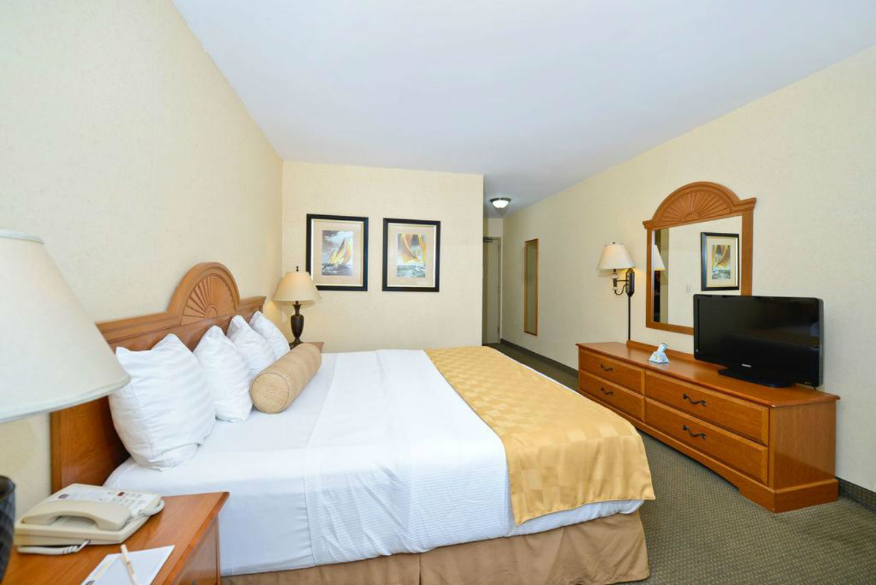 Best Western Of Long Beach Bagian luar foto