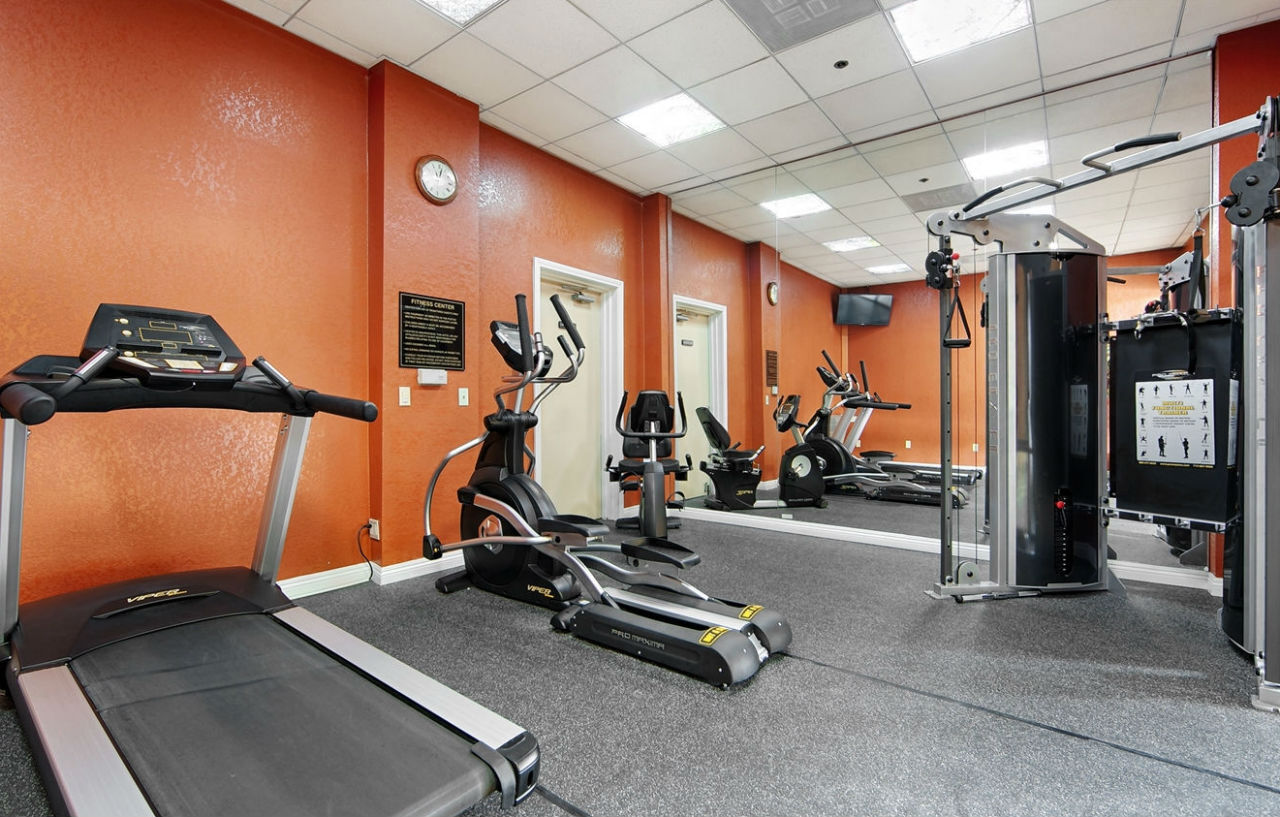 Best Western Of Long Beach Bagian luar foto